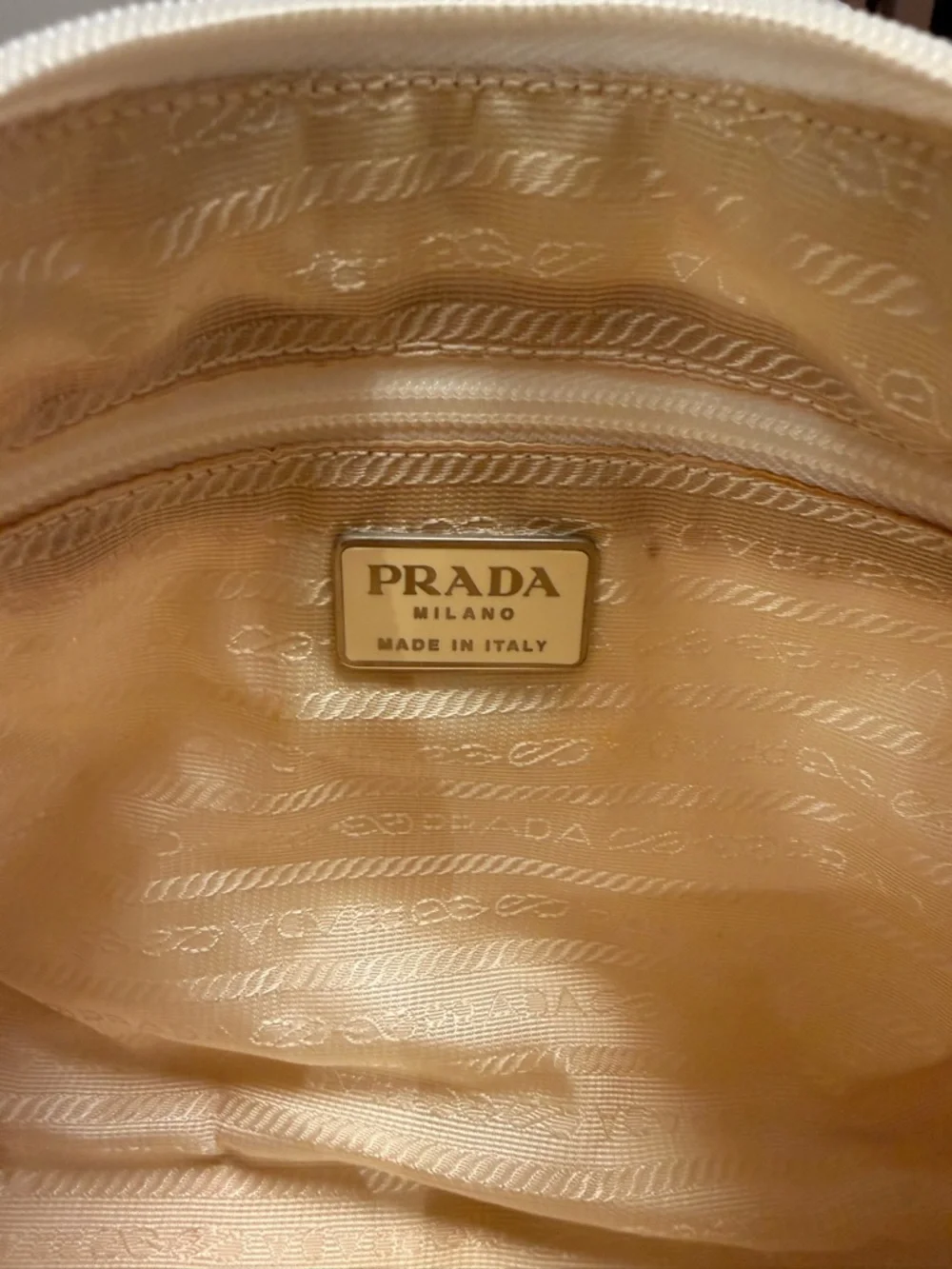 Prada Vintage Cream Nylon Shoulder Bag with White Leather Trim Authentic - Picture 7 of 16